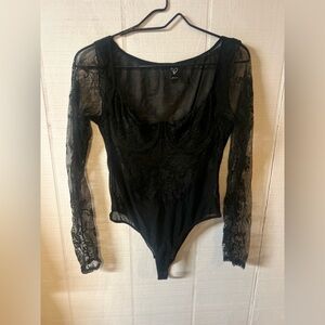 NWOT Windsor Lave Body Suit